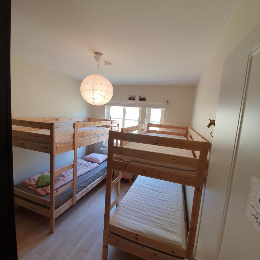 Hvammur 2 Guesthouse Red House 블론두오스 외부 사진